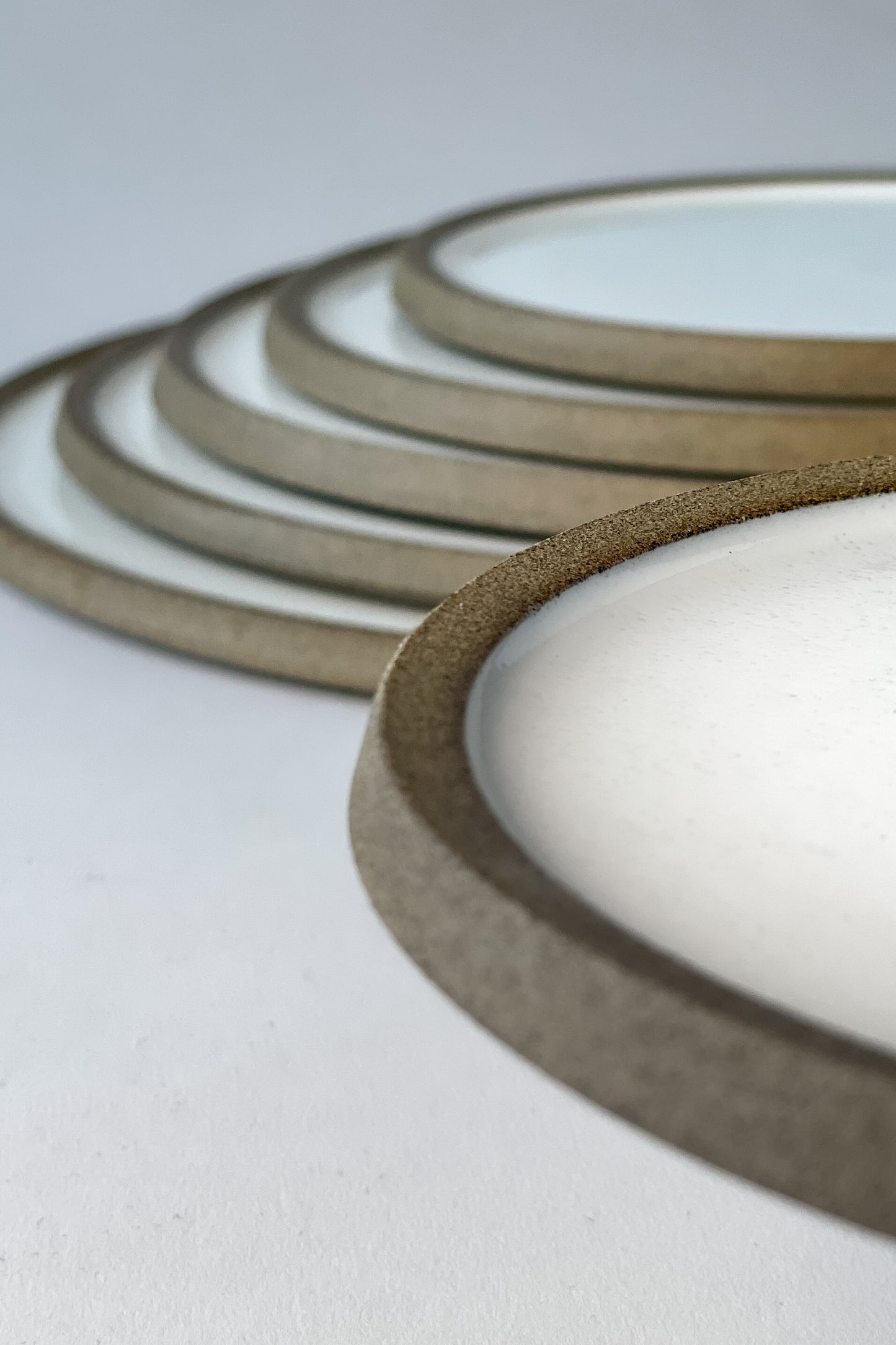 tallerken sæt a' 6 stk tallerkner.